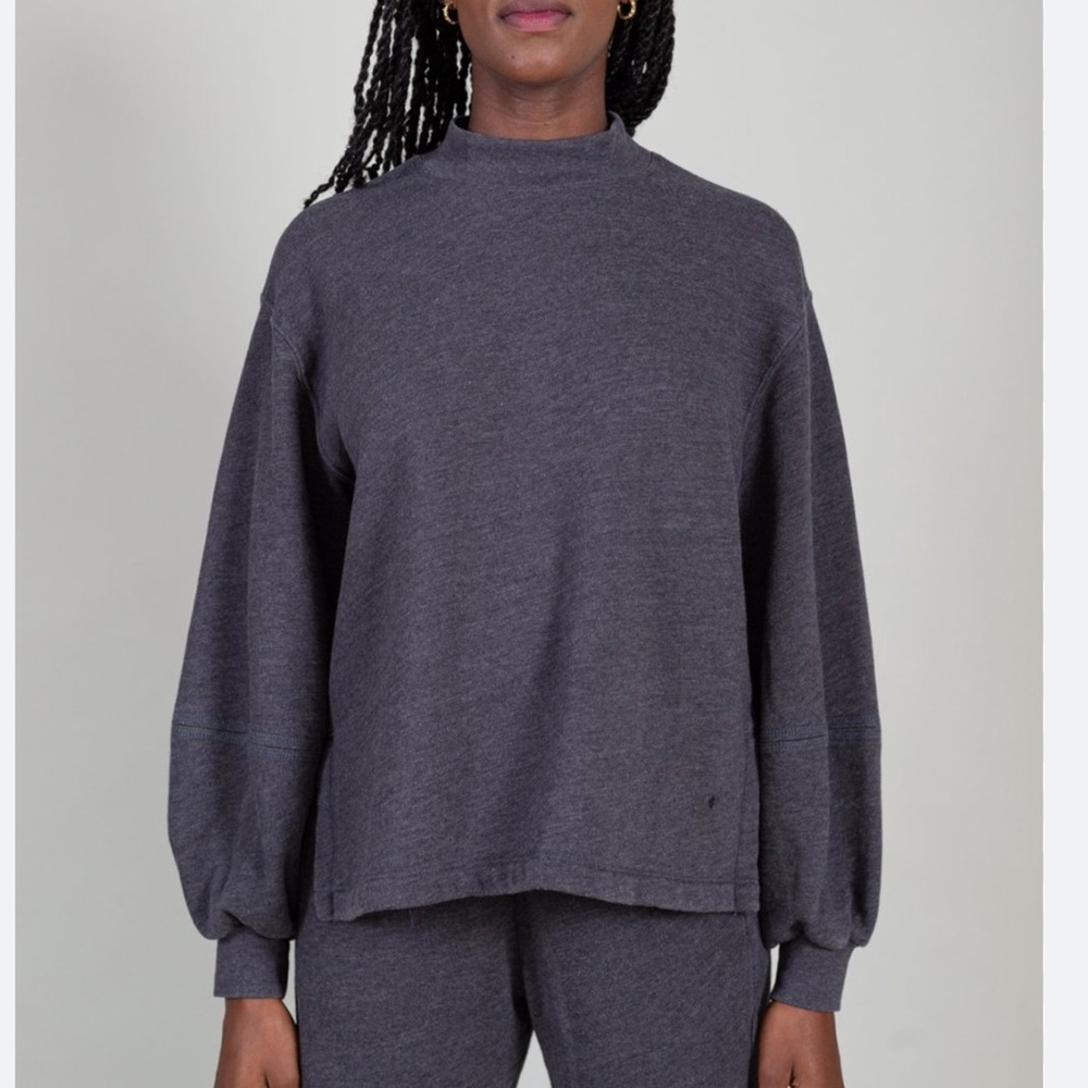 Xirena Gwen Sweatshirt in Ember - New Never Worn size Large